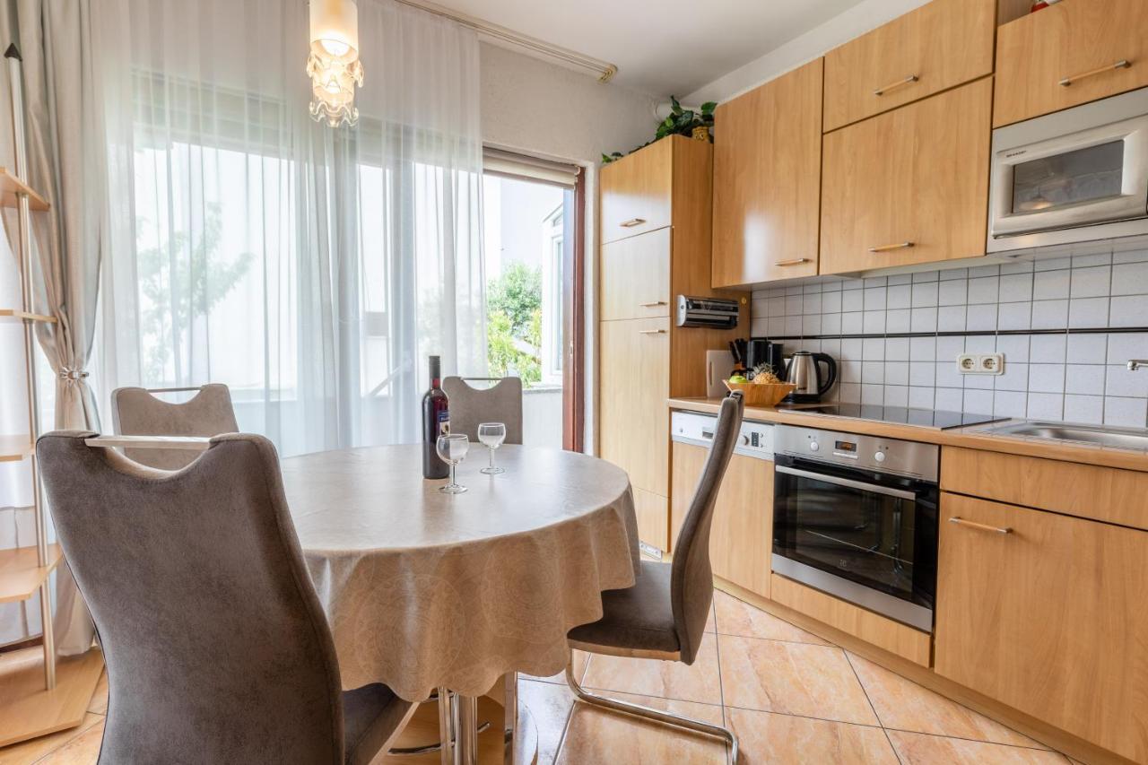 Apartman Lana Baska  Luaran gambar